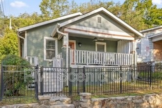 Building Photo - 3813 Pennsylvania Ave