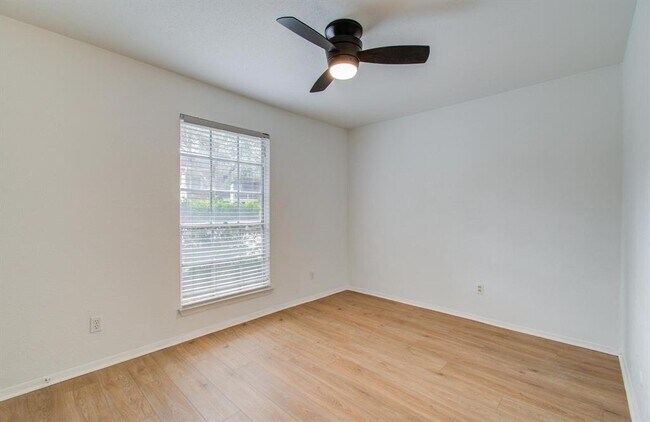 Building Photo - 4040 San Felipe St