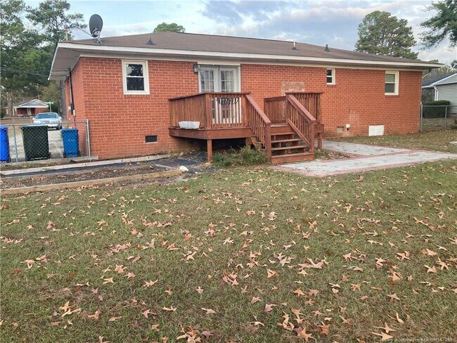 Building Photo - 1401 Greenock Ave