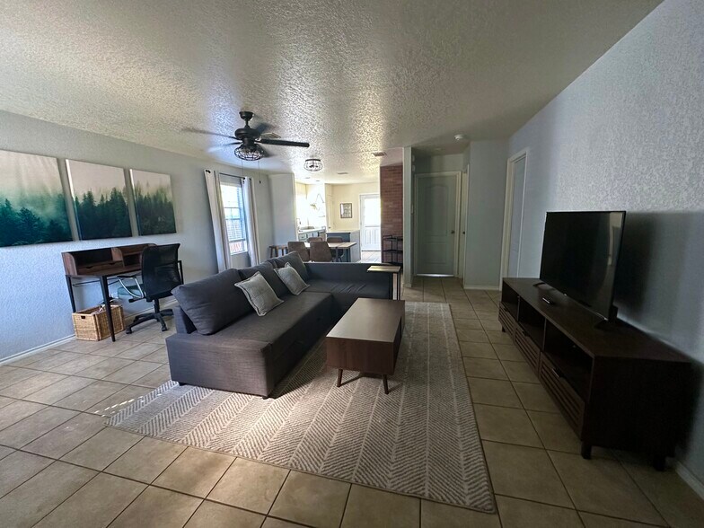 Building Photo - 5503 Harefield Dr