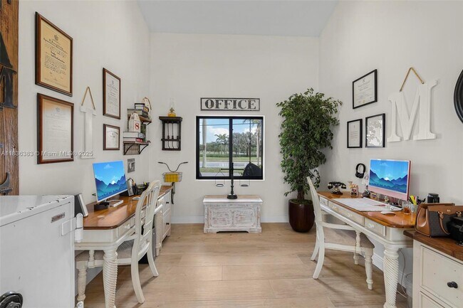 Building Photo - 9291 SW 88th St
