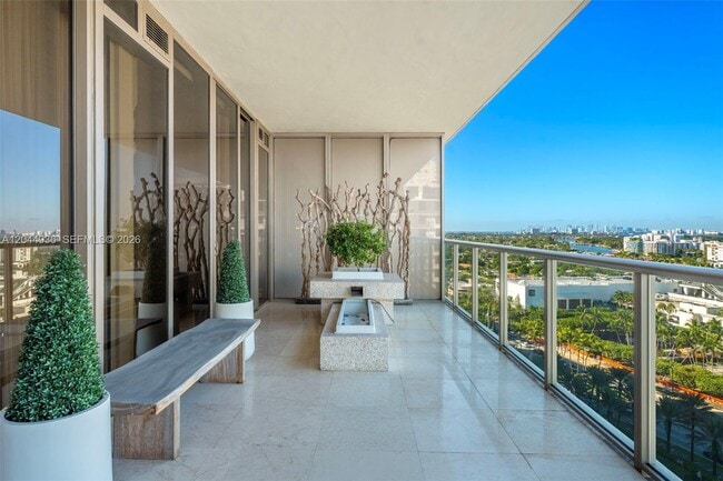 Building Photo - 9705 Collins Ave