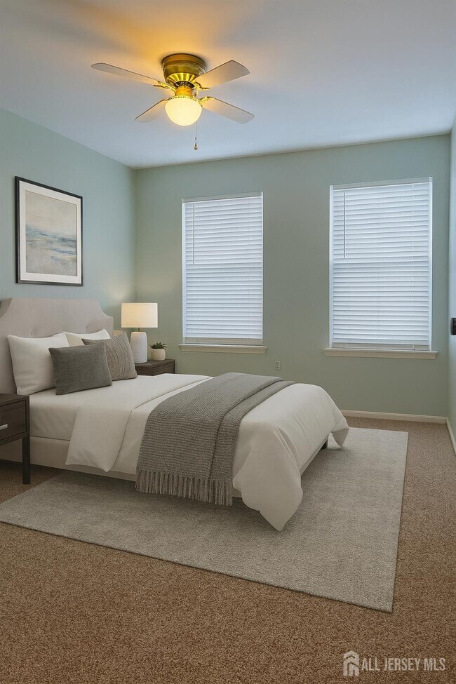 Building Photo - 90 Almond Dr