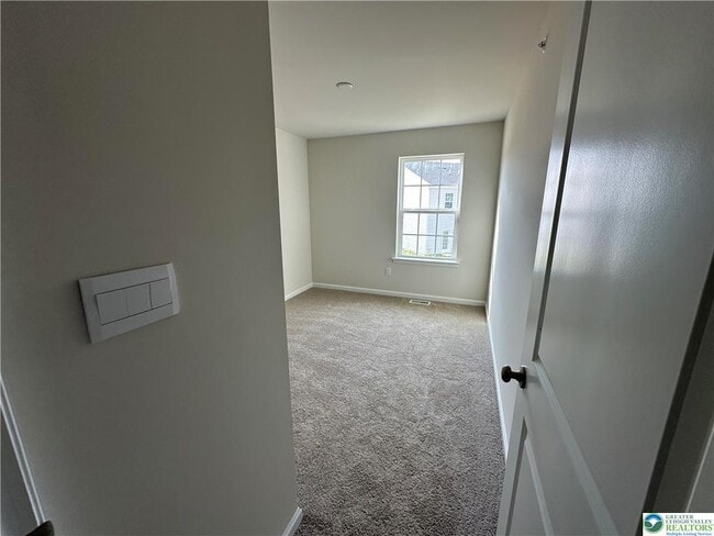 Building Photo - 1244 Martin St