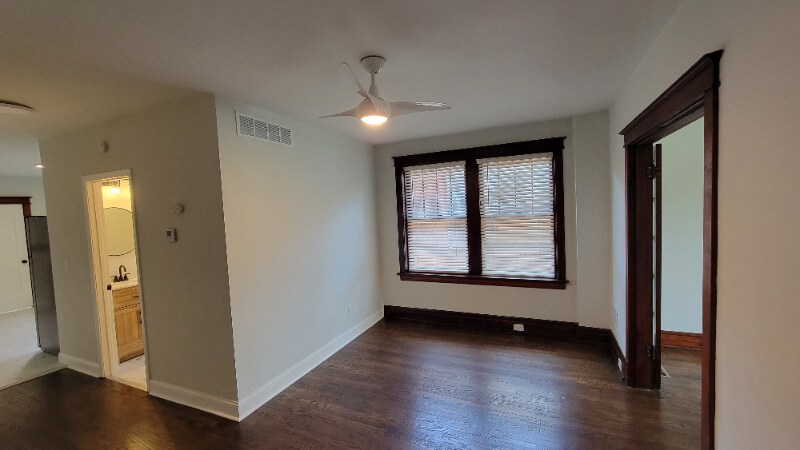 Building Photo - 5537 Holly Hills Ave