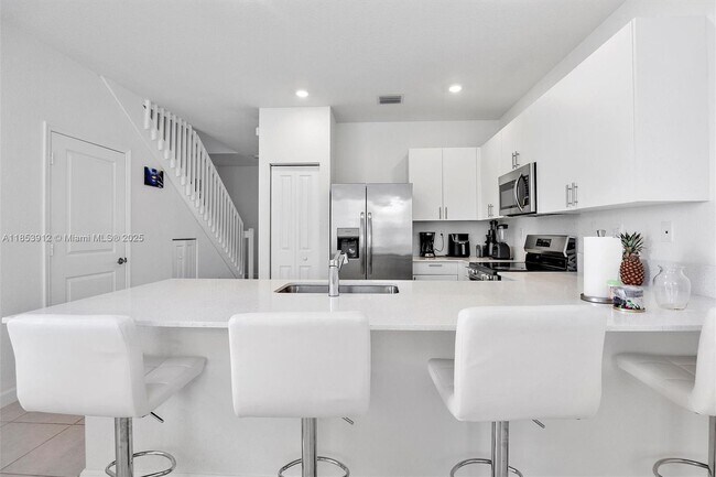 Building Photo - 29269 SW 162nd Ct