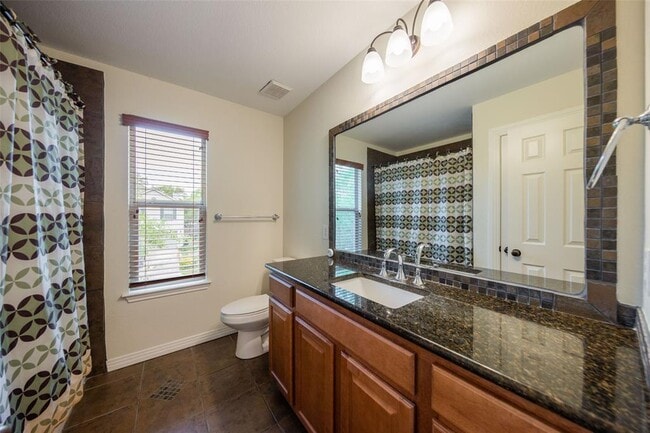 Building Photo - 1111 Heritage Park Dr