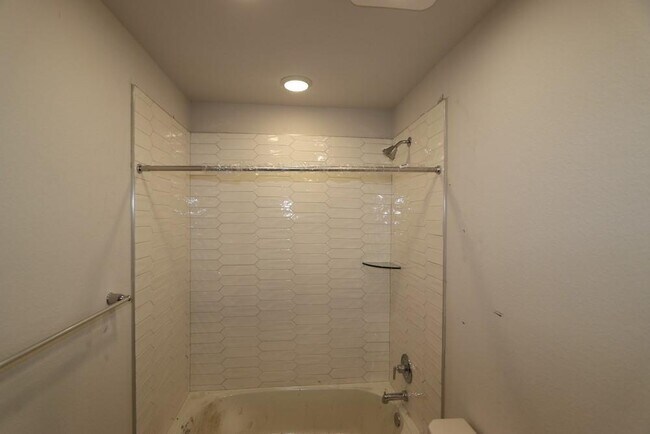 Building Photo - 15704 Singh Dr