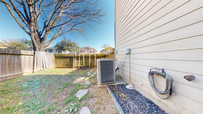 Building Photo - 12443 Narcissus View Trail