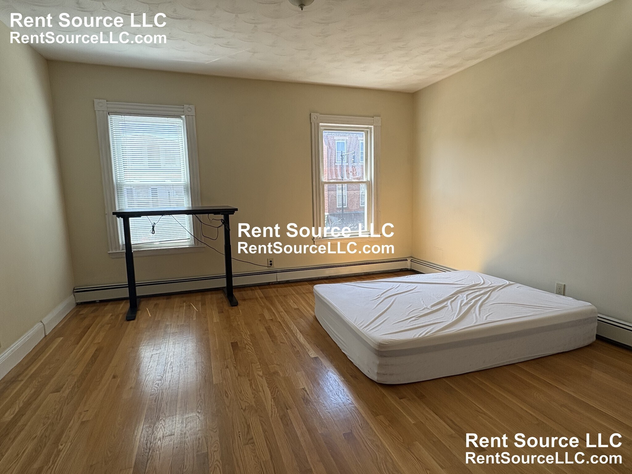 Building Photo - 471 Cambridge St