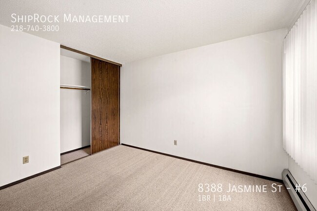 Building Photo - 8388 Jasmine St