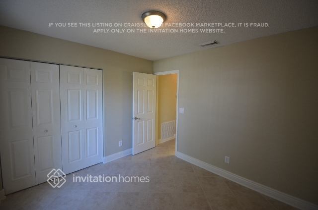 Building Photo - 2051 NW 188th Ave