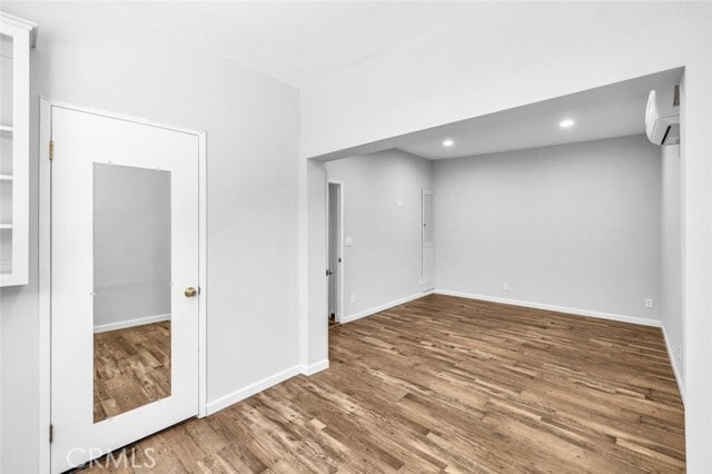Building Photo - 10528 Hillhaven Ave