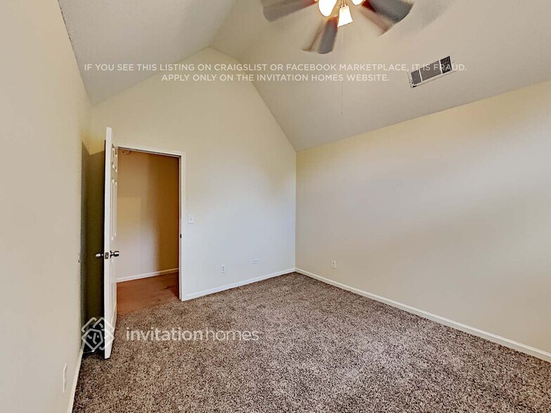 Building Photo - 362 Kentwood Springs Dr
