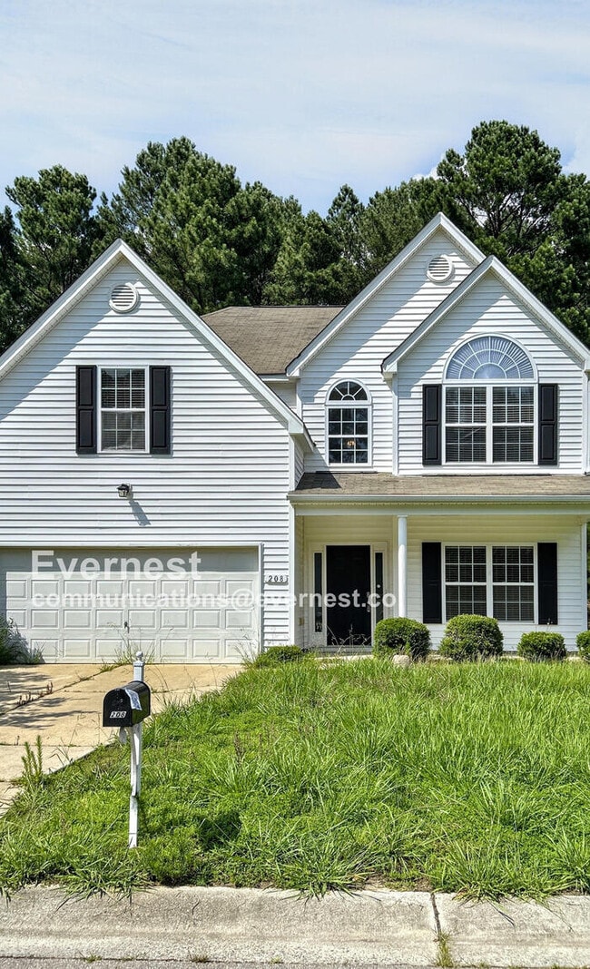 Primary Photo - 208 Trevor Ridge Dr
