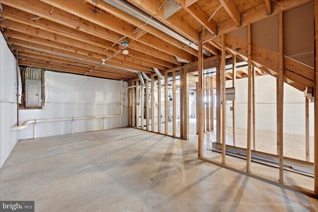 Building Photo - 104 Bramble Ct