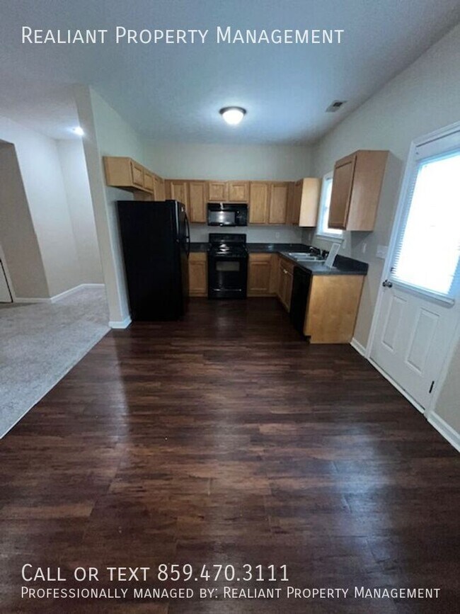 Building Photo - 229 Ridgewood Dr