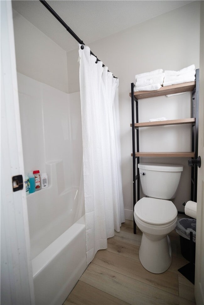 Building Photo - 161 West Ave