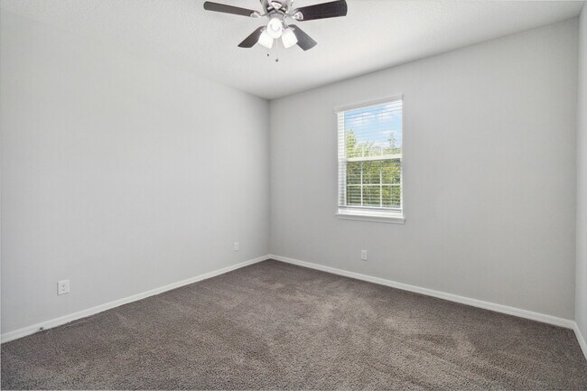 Building Photo - 618 Fortanini Cir
