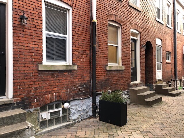 Building Photo - 4406 Cessna Way