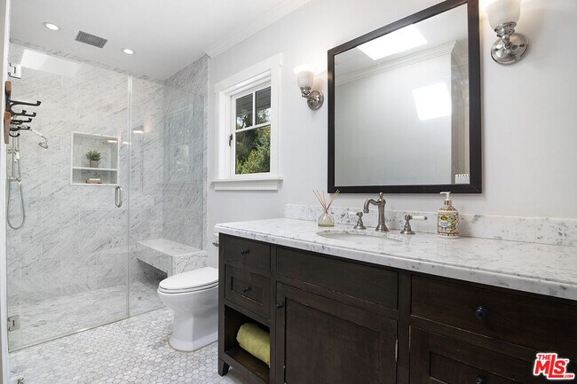 Building Photo - 9530 Moonridge Terrace Pl
