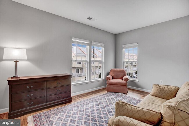 Building Photo - 42480 Rockrose Square