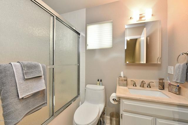 Building Photo - 279 E Glenarm St