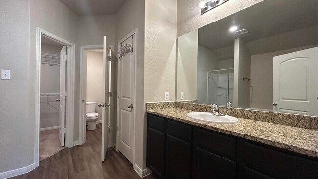 Building Photo - 6312 Juniper Vw