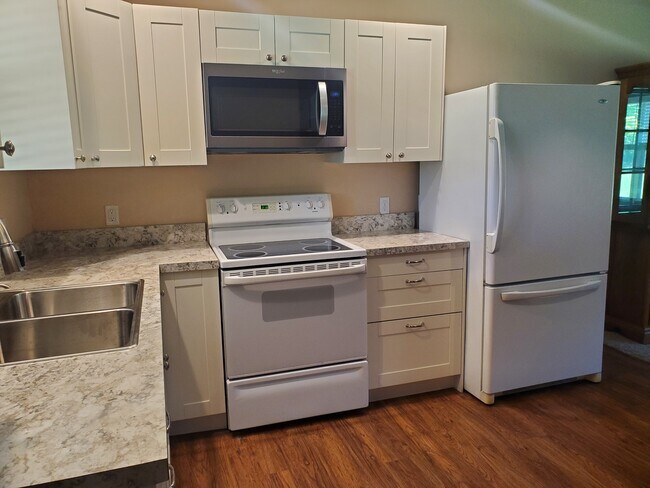 Building Photo - 2541 58th St