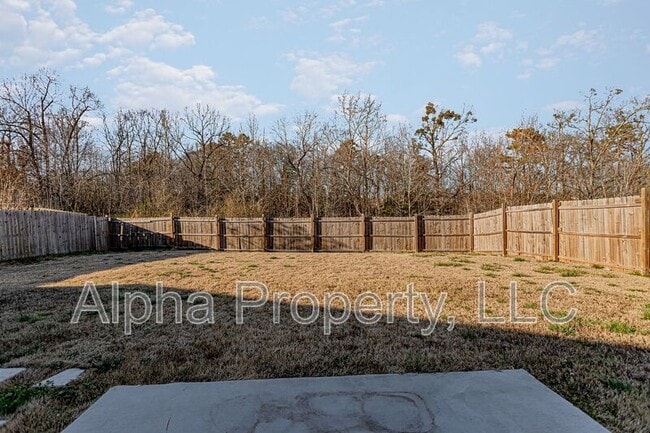 Building Photo - 204 Pope Ln