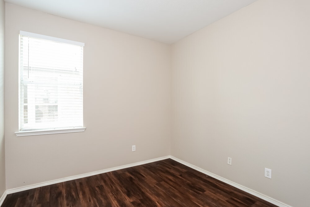 Building Photo - 1008 Buffalo Springs Dr