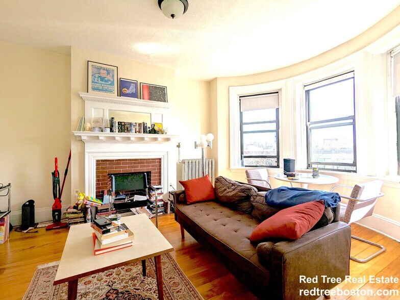 Building Photo - 23 Brighton Ave