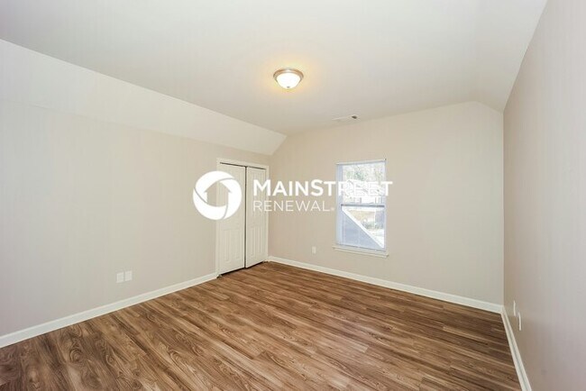 Building Photo - 6 Bedroom Pet-Friendly Home in Atlanta, GA with Main Street Renewal