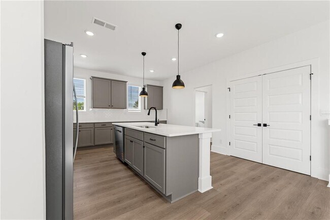 Building Photo - 3571 Overlook Rd NW