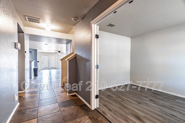 Building Photo - 10602 Terrace Plain