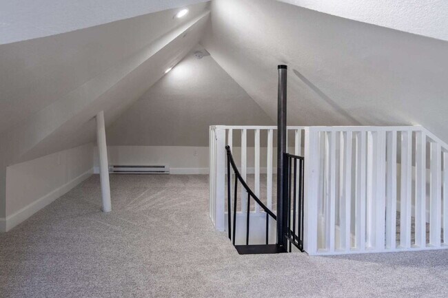 Building Photo - "COMING SOON" Stunning Remodeled Patio Hom...