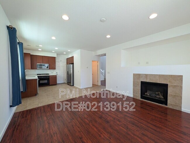 Building Photo - 564 Primitivo Ct