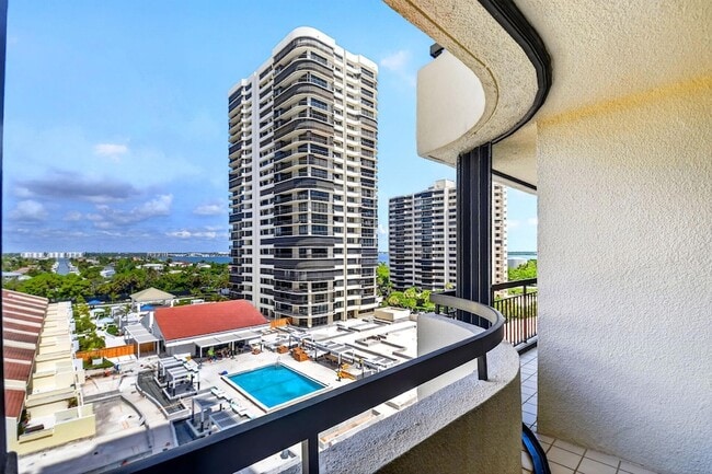 Building Photo - 4000 N Ocean Dr