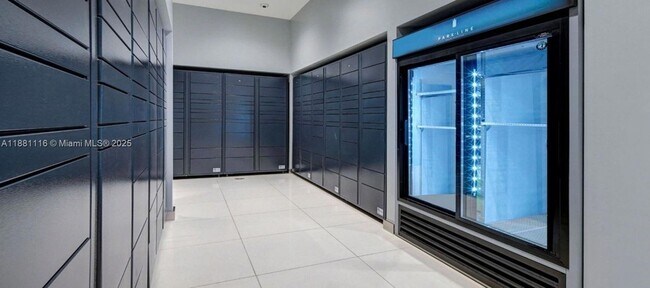 Building Photo - 591 Evernia St