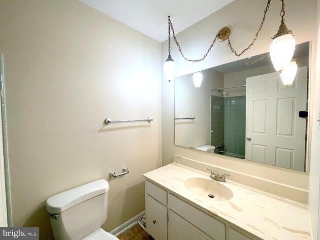 Building Photo - 40865 Spring House Ln
