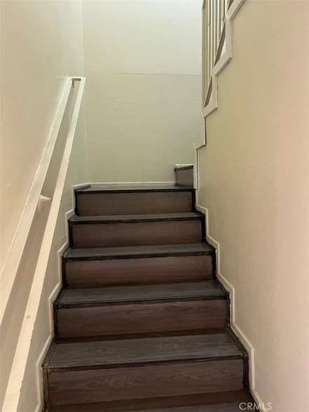 Building Photo - 1451 W 105th St