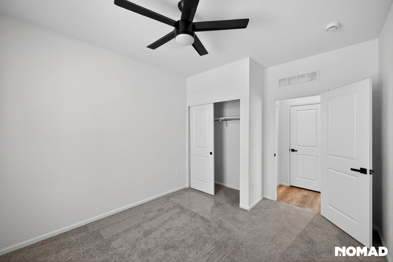 Building Photo - 5204 N Elk St