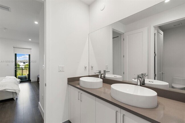 Building Photo - 5089 Gambero Wy