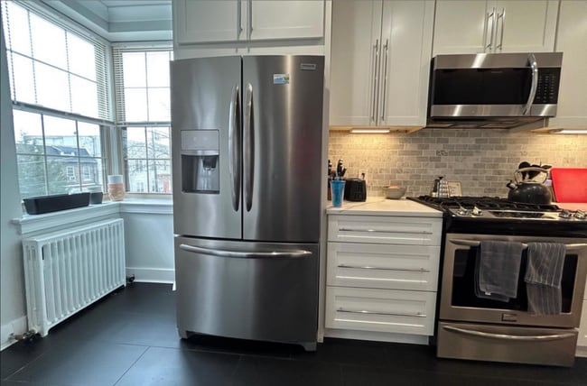 Building Photo - 939 Longfellow St NW