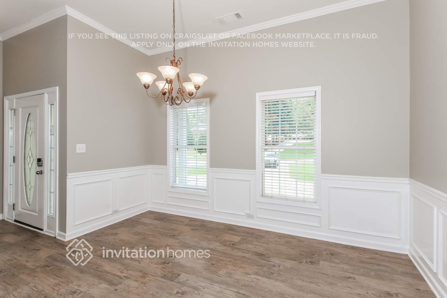 Building Photo - 7555 Golden Sands Dr