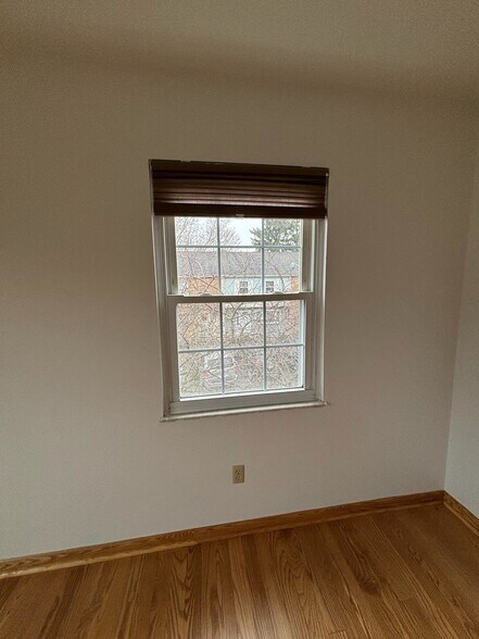 Building Photo - 6318 Bannister Dr