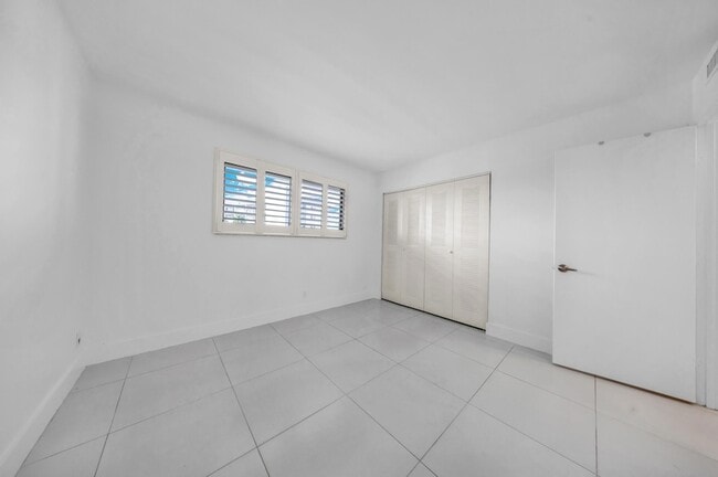 Building Photo - 2217 Cypress Island Dr