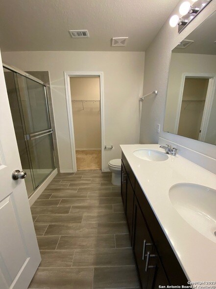 Building Photo - 11834 Burnett Rnch