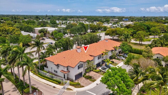 Building Photo - 4719 N Prive Cir