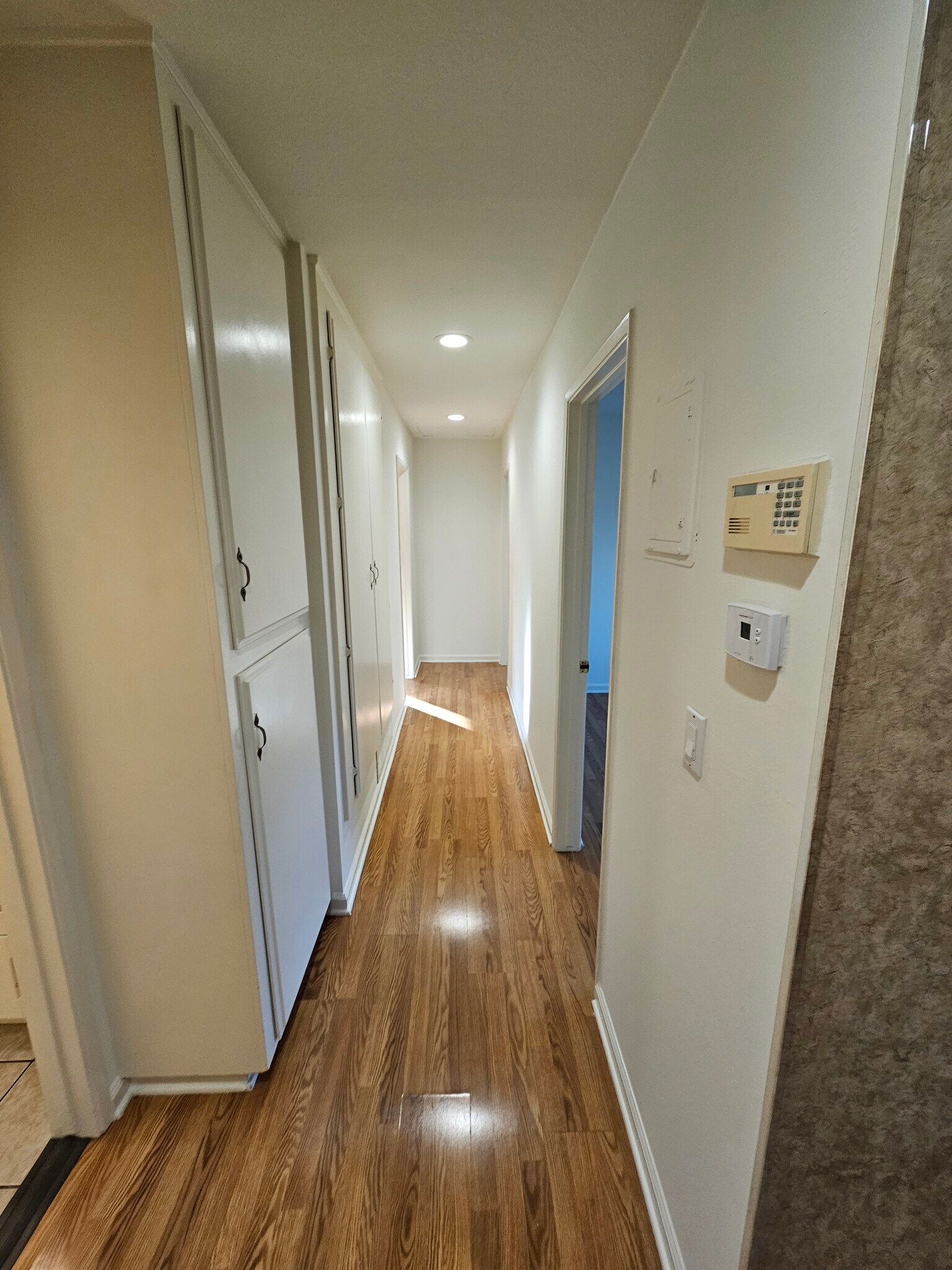 Building Photo - 7632 Amazon Dr